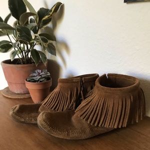 Minnetonka booties with fringe